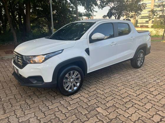 FIAT STRADA 1.3 FIREFLY FLEX FREEDOM CD MANUAL FIAT STRADA 1.3 FIREFLY FLEX FREEDOM CD MANUAL